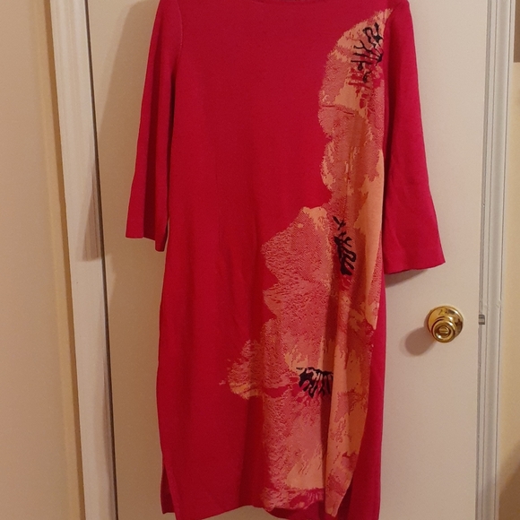 Dress - Picture 1 of 1